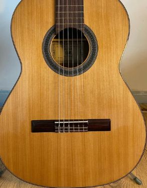 AZAHAR - Guitare classique - Noyer  n°107